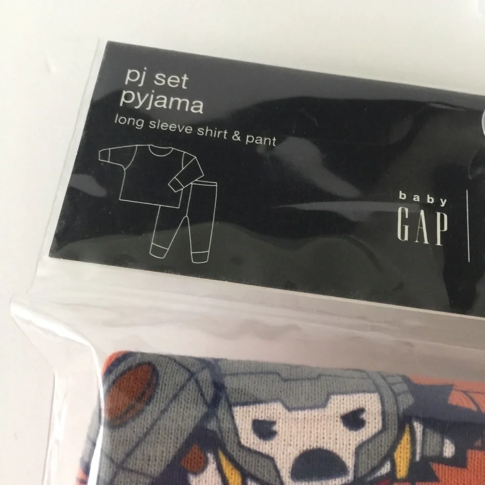 Baby Gap Marvel 2 piece Pajama Set Size 2 years